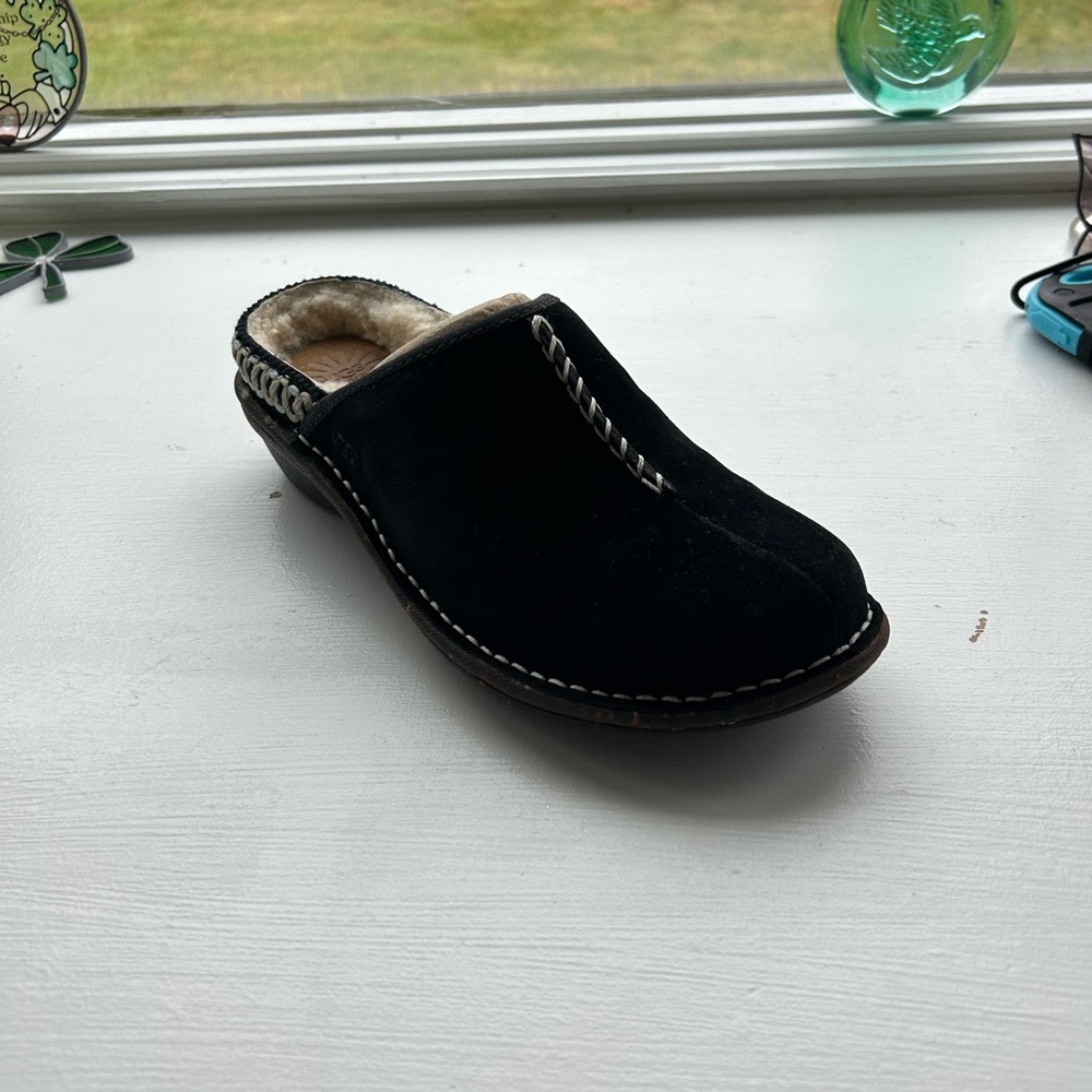 UGG Suede Slide